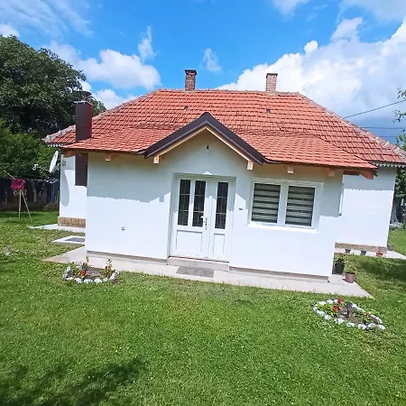 Verina Kuca * Kosjerić