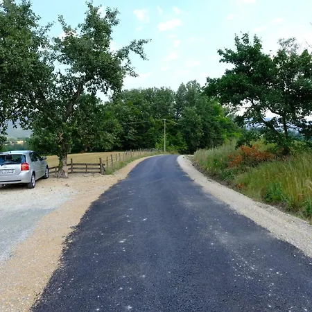 Verina Kuca Daire Kosjeric